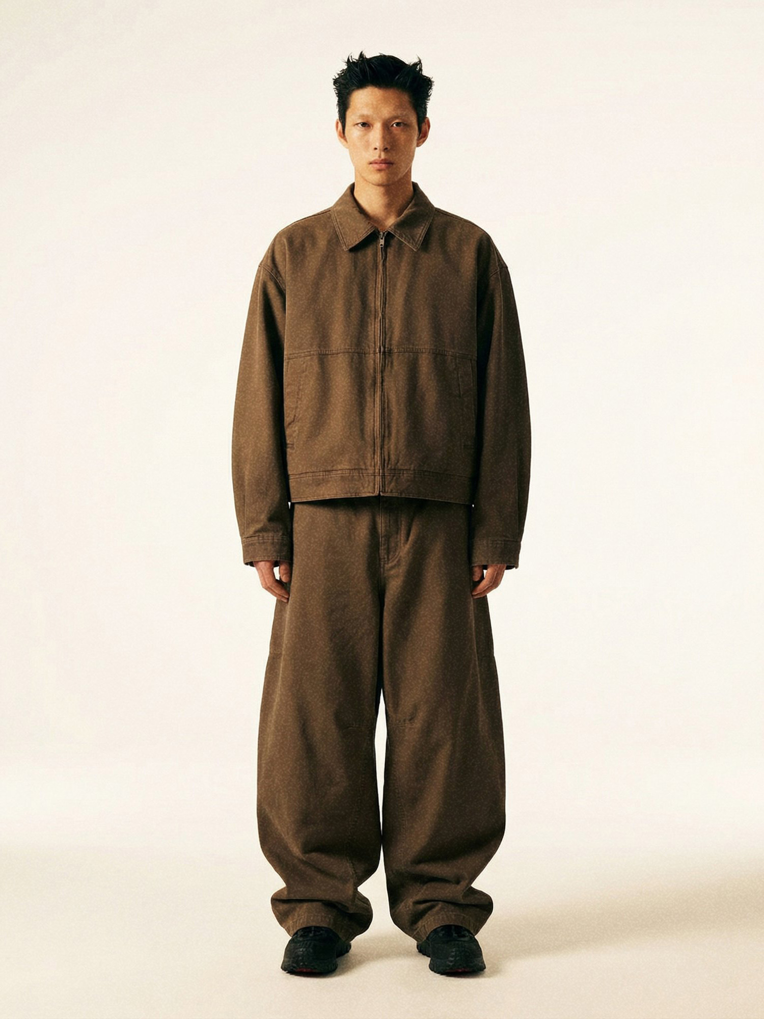 LOOKBOOK-04-20260507-150729