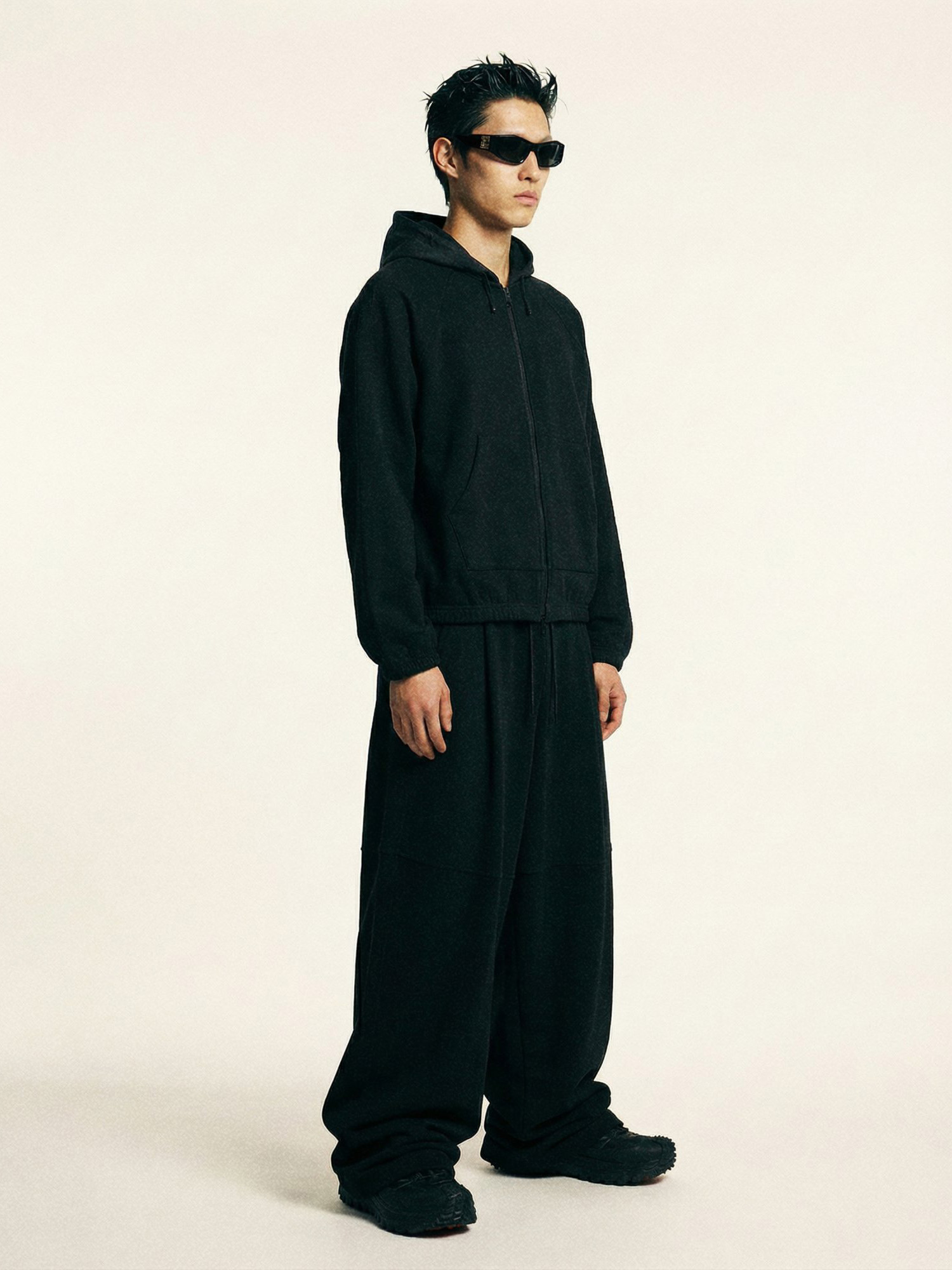 LOOKBOOK-09-20260507-150730